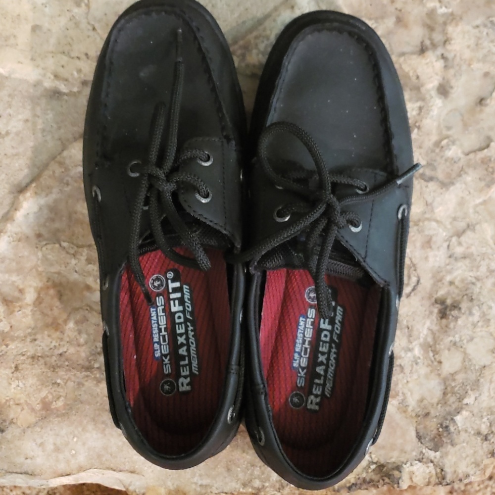Skechers work